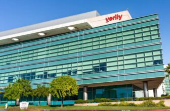 Alphabet’s Verily closes its medical device division and lays off staff