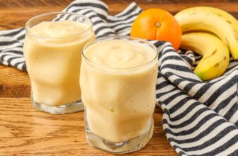 The Easiest Smoothie Ever – Barefeet in the Kitchen