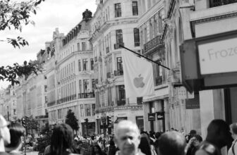 Apple loses UK antitrust lawsuit over App Store fees