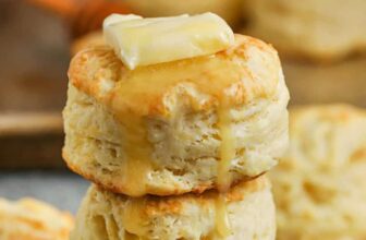 Homemade Buttermilk Biscuits