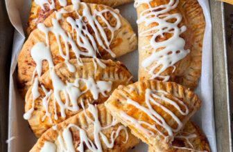 Baked Pumpkin Hand Pies – Easy Fall Dessert